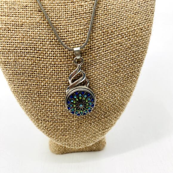 Y2K pendant Necklace - Picture 2 of 4